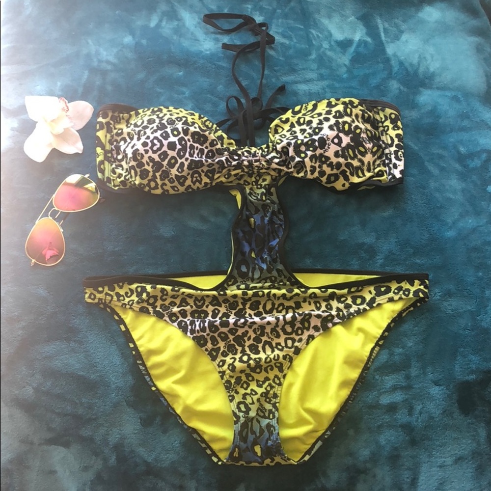 XOXO Monokini